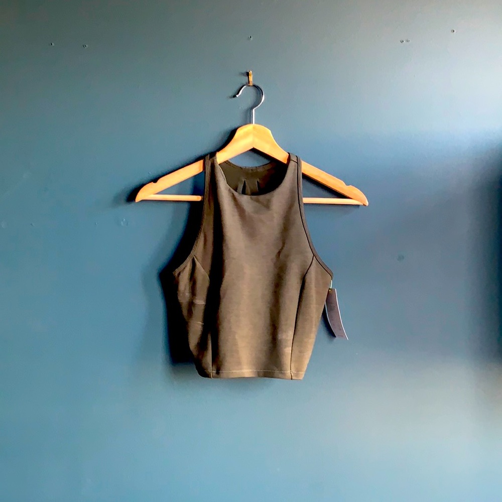 NWT All in Motion Olive Sports Bar